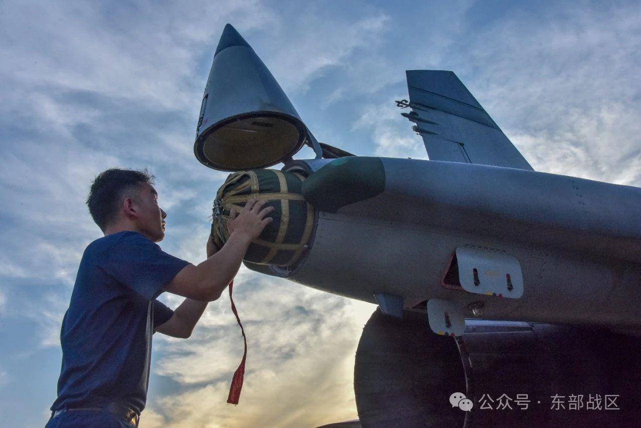 快速科普一下！对某飞行员的追忆,百科词条撰词_2024新网